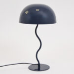 Lampe métal émaillé bleu foncé Ht 52 cm
